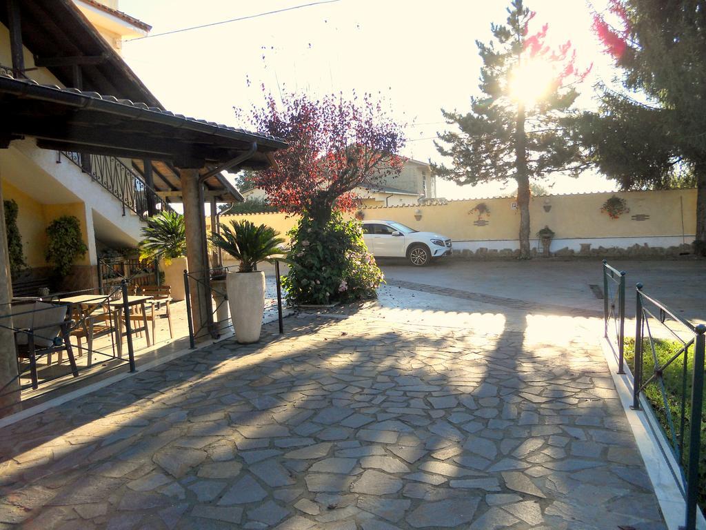 Готель Residenza Cerci Вальмонтоне Екстер'єр фото